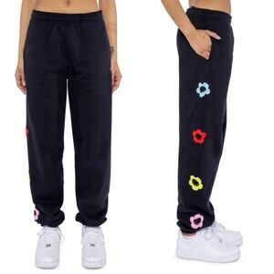 BSR By Samii Ryan Black Flower Joggers Pants Black Womens Size Medium Sweatpants